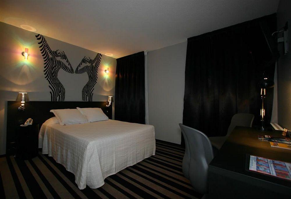 Dav'Hotel Jaude Клермон-Ферран Экстерьер фото